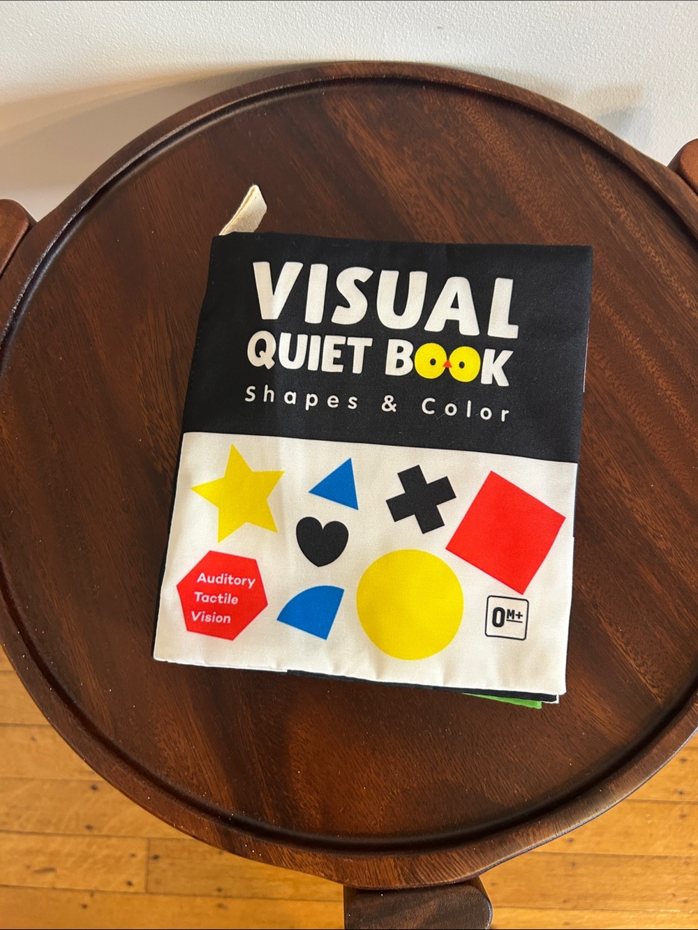 beiens “Visual Quiet Book Shapes & Color” for baby.